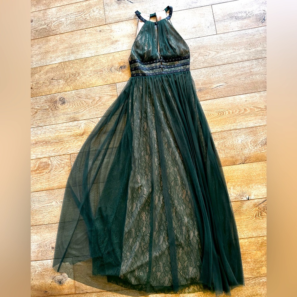 BCBG maxi dress - Never Worn! Gorgeous detail